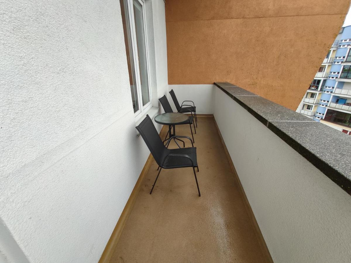 Apartamenty Mz Polonia - Kolobrzeg, Portowa 18 מראה חיצוני תמונה
